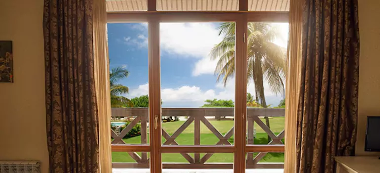 Residential Garden Window Enclosure Repair in Opa-locka, FL